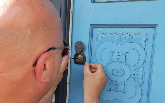 Our lock opening service