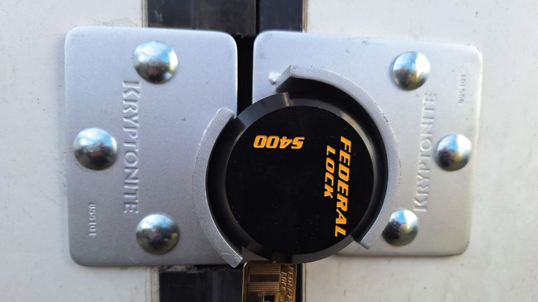 Stainless Steel Plate Installation