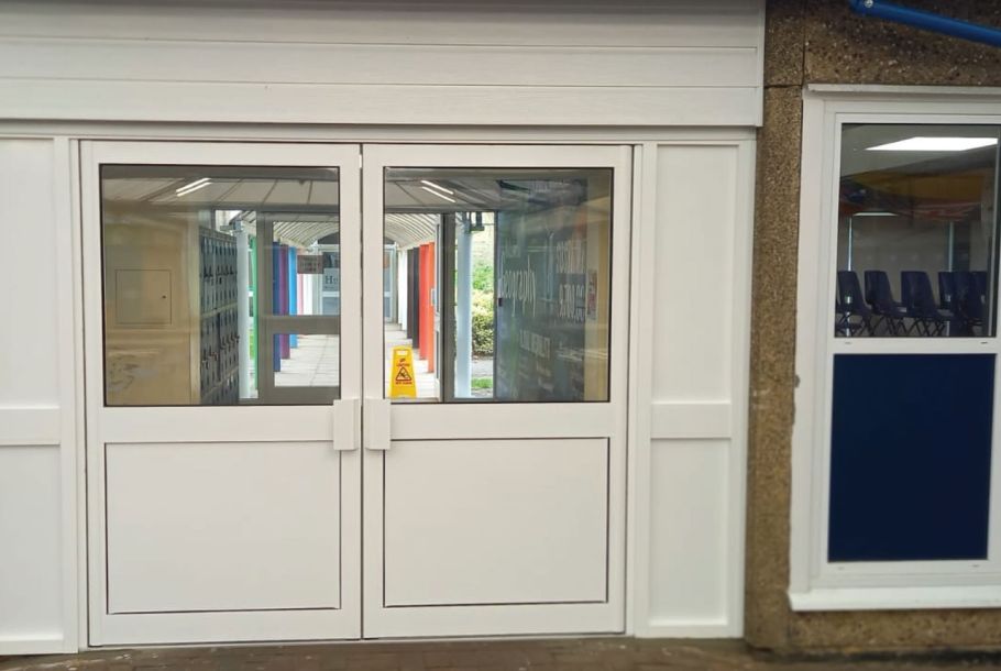 Aluminium double doors installation